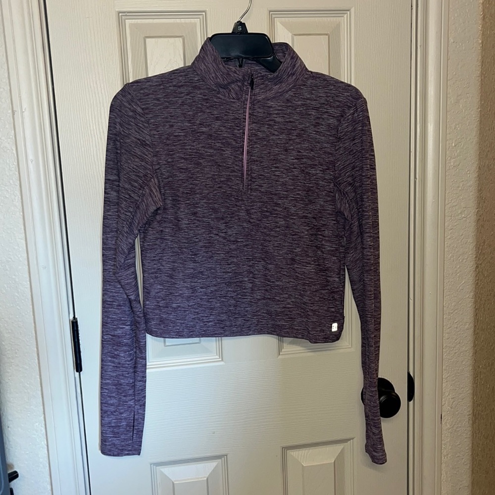 Hind running top small